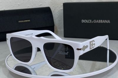 D&G Sunglasses 227